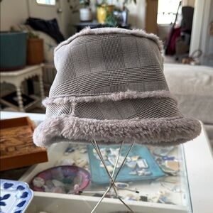 David and Young Plush Gray Hat
